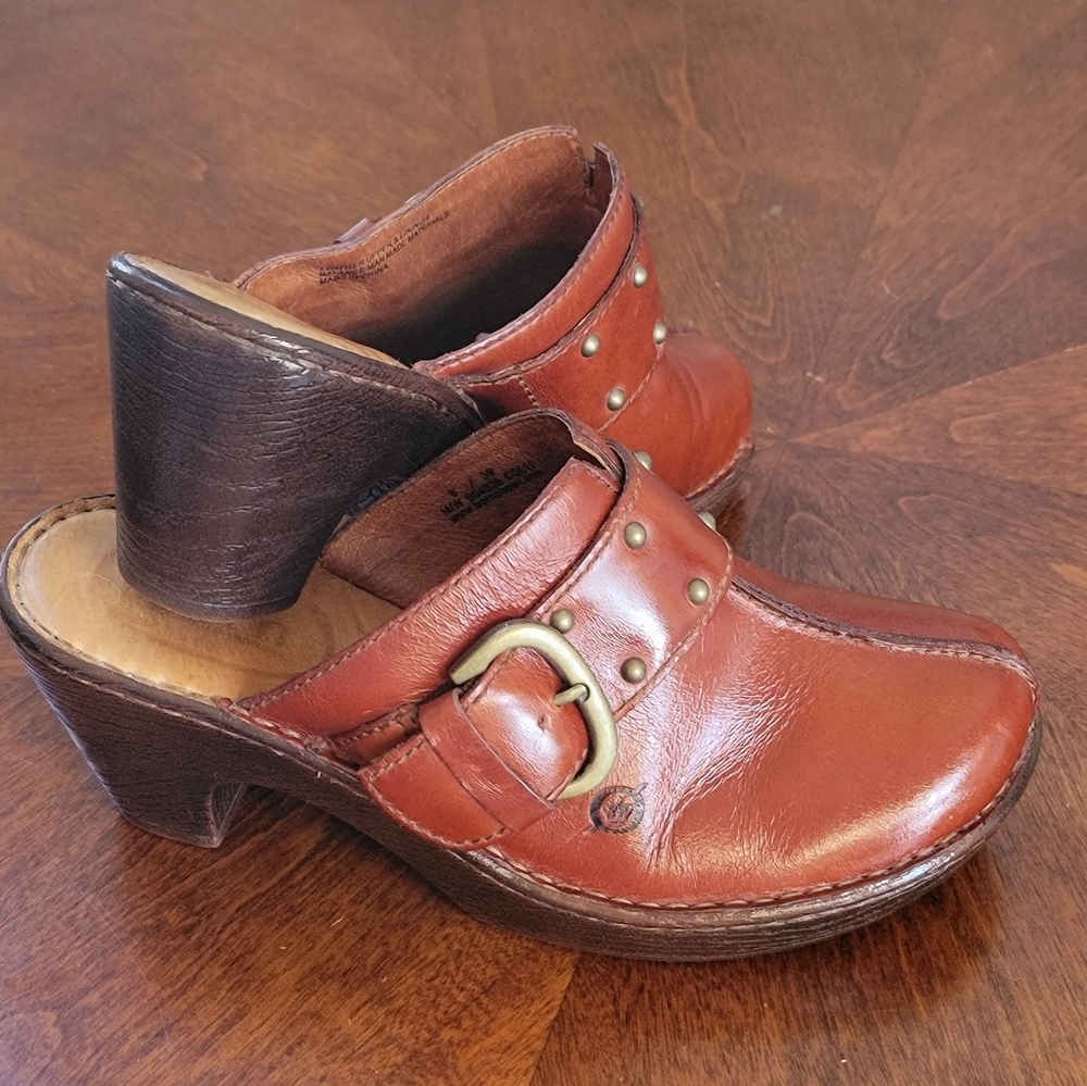 BORN LEATHER CLOGS - Picture 4 of 12